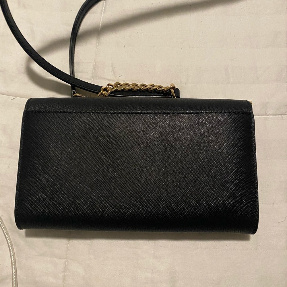 Used purse - Picture 2 of 4